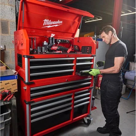 Milwaukee 46" Roller Cabinet Tool Chest