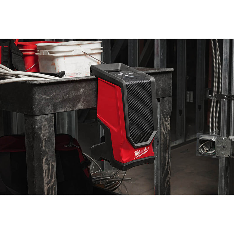 milwaukee m18 jobsite speaker 4933493530
